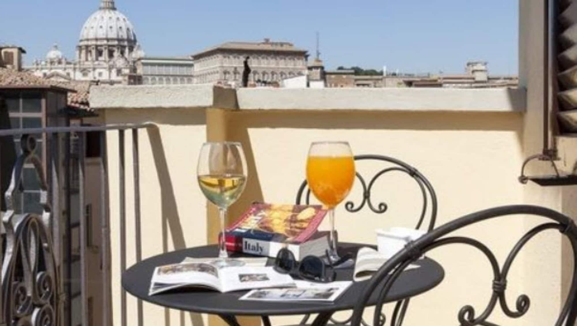روما شقق تريانون بورجو بيو الفندقية بخدمة ذاتية المظهر الخارجي الصورة